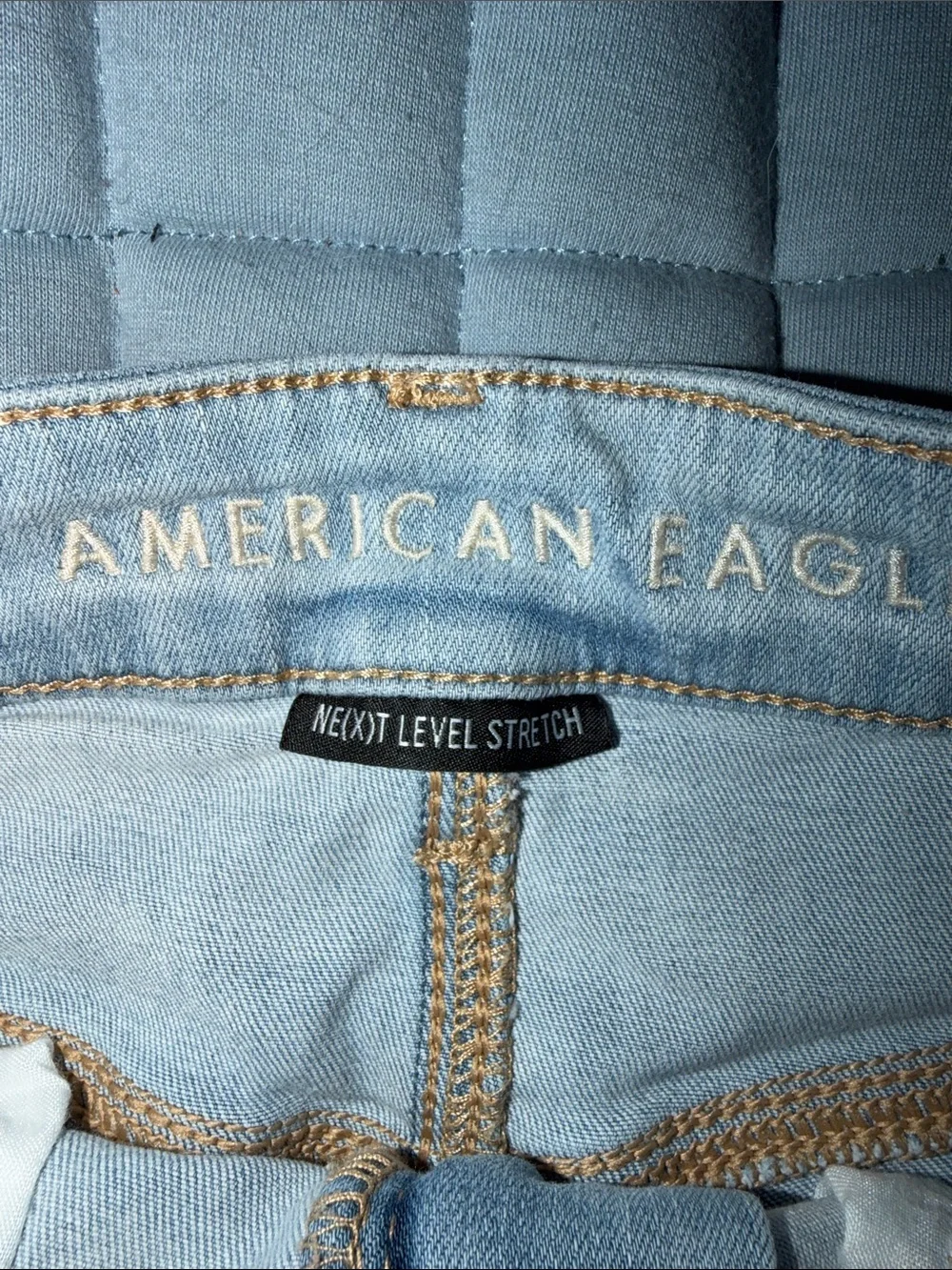 American Eagle Outfitters Light Blue Distressed Skinny Jeans - Picture 3 of 5